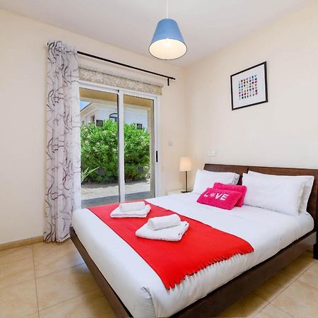 פאראלימני Blue Water Bay Villas מראה חיצוני תמונה