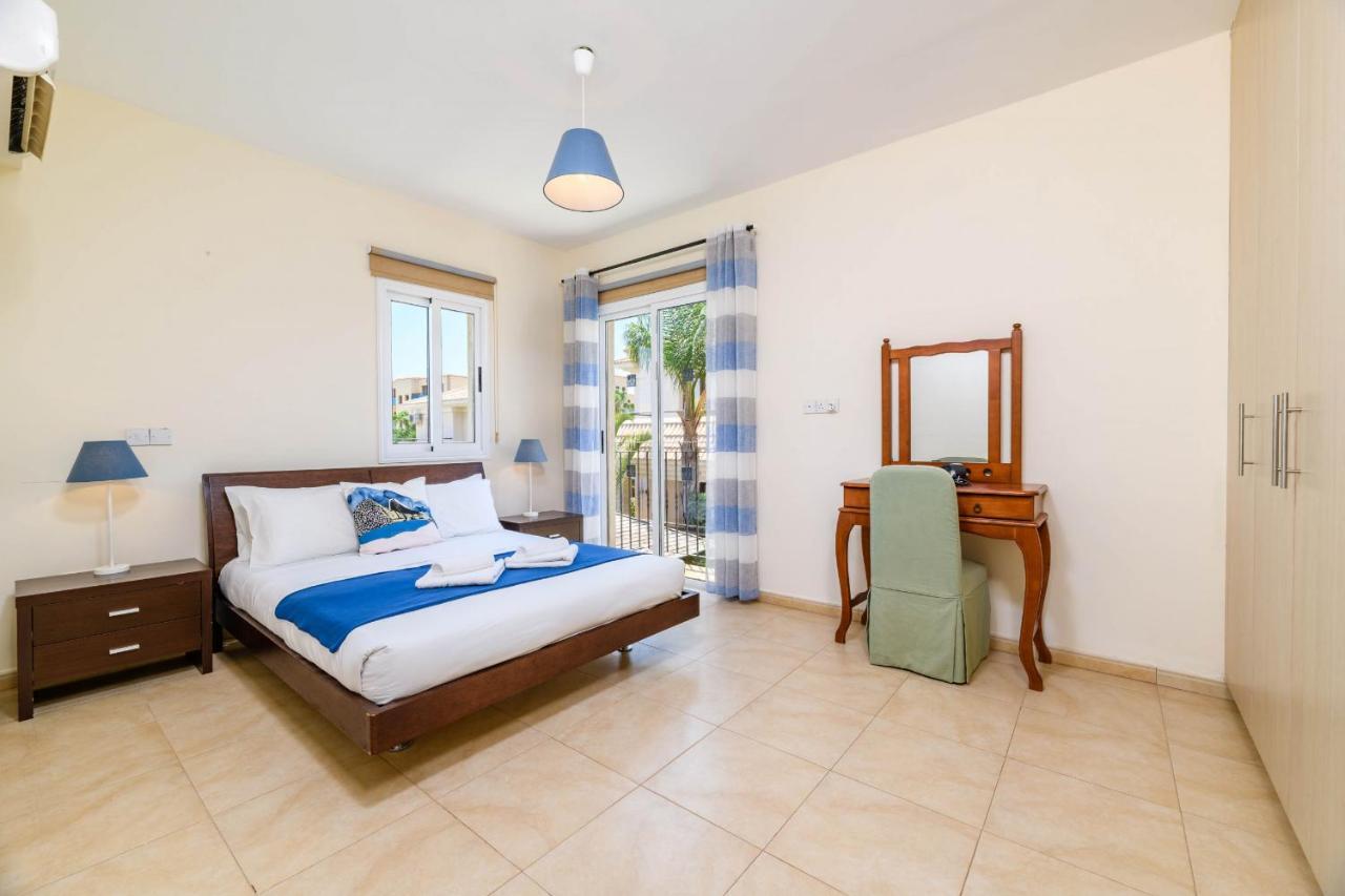 פאראלימני Blue Water Bay Villas מראה חיצוני תמונה