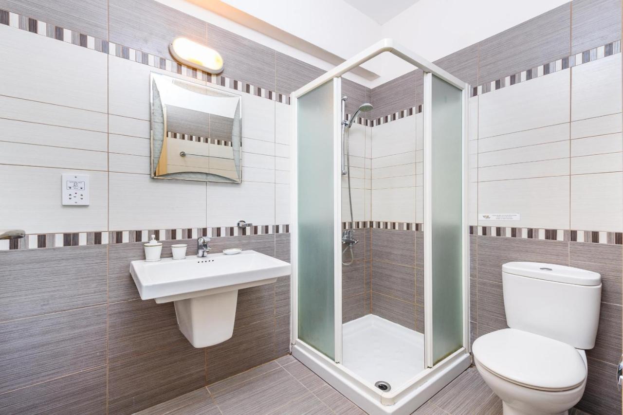 פאראלימני Blue Water Bay Villas מראה חיצוני תמונה